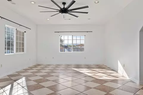 Living - 717 W Villanova Rd, Ojai, CA 93023 photo 2 of 7