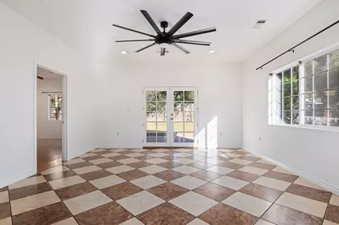Living - 717 W Villanova Rd, Ojai, CA 93023 photo 5 of 7