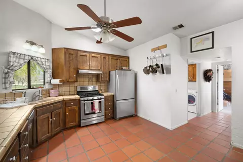 Kitchen - 7595 Feenstra Rd, Paso Robles, CA 93446 photo 1 of 3
