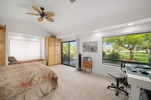 Bedroom - 7595 Feenstra Rd, Paso Robles, CA 93446 photo 2 of 9