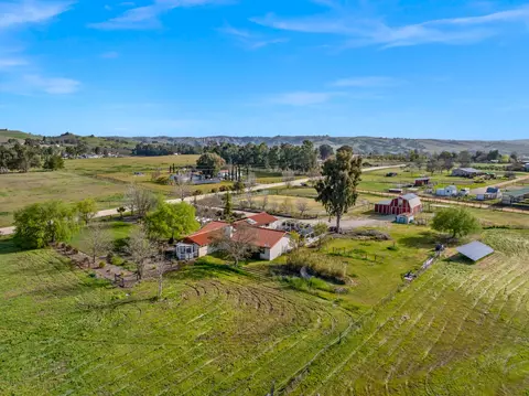 View/Area - 7595 Feenstra Rd, Paso Robles, CA 93446 photo 10 of 11