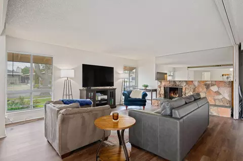 730 Lawnwood Way, Oxnard, CA 93030 photo 8