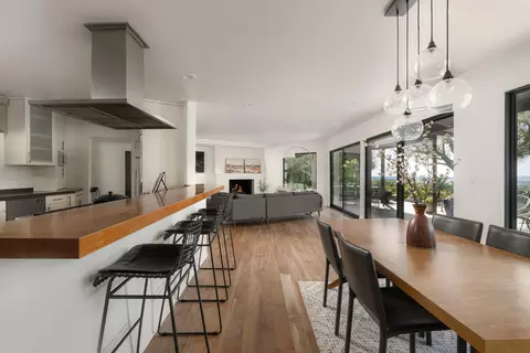417 Northridge Rd, Santa Barbara, CA 93105