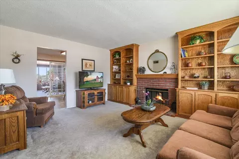 Living - 420 Milky Way, Lompoc, CA 93436 photo 1 of 3