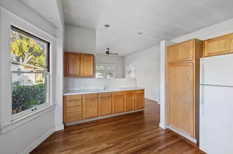 21 E Arrellaga St, Santa Barbara, CA 93101 photo 6