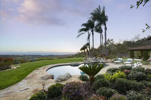 Exterior - 2220 Bella Vista Dr, Montecito, CA 93108 photo 1 of 8