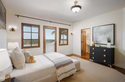 Bedroom - 2220 Bella Vista Dr, Montecito, CA 93108 photo 2 of 3