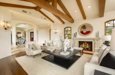 Living - 2220 Bella Vista Dr, Montecito, CA 93108 photo 3 of 8