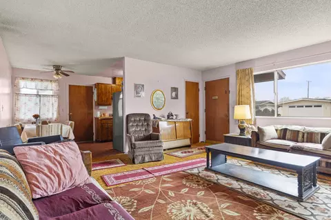 1492 Andrea St, Carpinteria, CA 93013 photo 6
