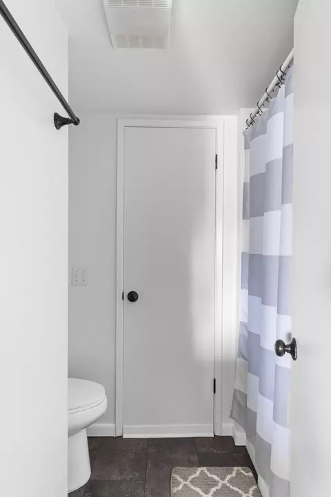 Bath - 216 N R St, Lompoc, CA 93436 photo 3 of 5