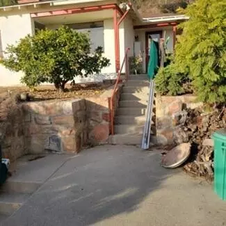 1515 Clifton St, Santa Barbara, CA 93103