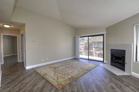 195 Village Circle Dr, Lompoc, CA 93436 photo 1
