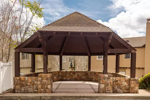 Exterior - 619 Central Ave # 2, Buellton, CA 93427 photo 4 of 6