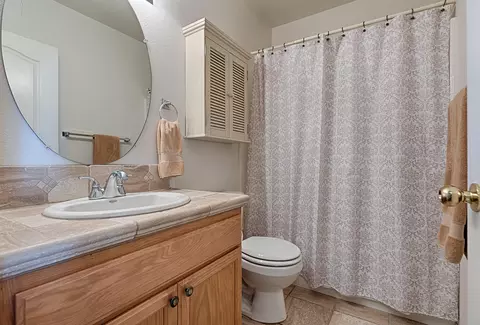 Bath - 619 Central Ave # 2, Buellton, CA 93427 photo 3 of 4