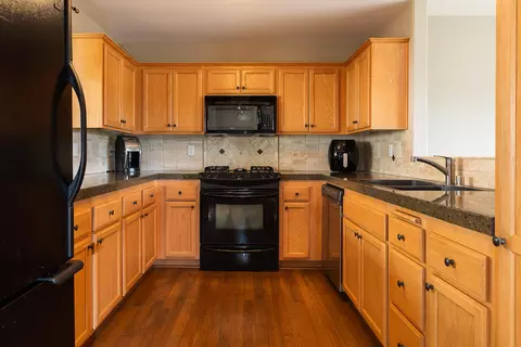 Kitchen - 619 Central Ave # 2, Buellton, CA 93427 photo 2 of 2