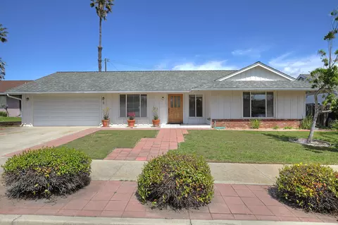 6124 Craigmont Dr, Goleta, CA 93117