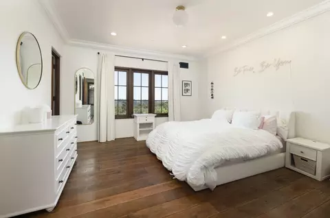 Bedroom - 799 Lilac Dr, Montecito, CA 93108 photo 2 of 2