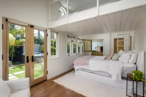 Bedroom - 1395 Virginia Rd, Montecito, CA 93108 photo 2 of 3