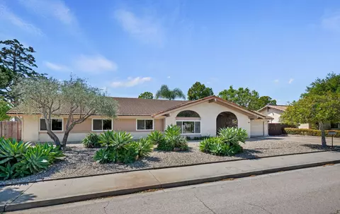 1143 N Patterson Ave, Santa Barbara, CA 93111