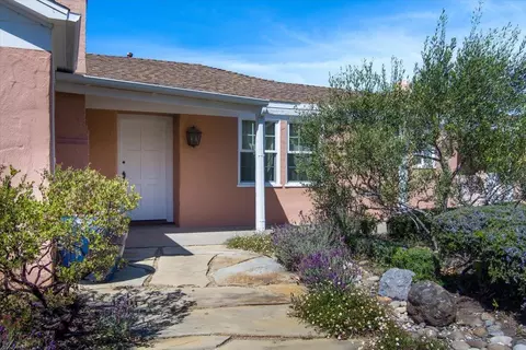 619 W Cypress Ave, Lompoc, CA 93436 photo 4