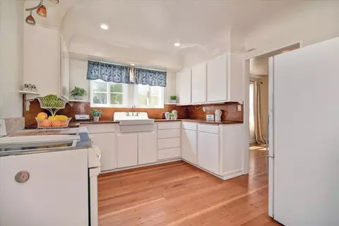 619 W Cypress Ave, Lompoc, CA 93436 photo 14