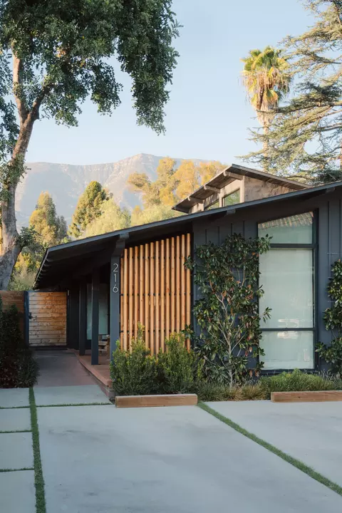 216 E Matilija St, Ojai, CA 93023 photo 2
