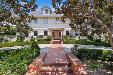2232 Santa Barbara St, Santa Barbara, CA 93105