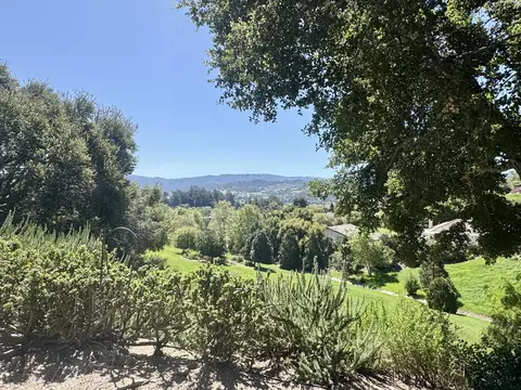 648 Hillside Dr, Solvang, CA 93463 photo 2