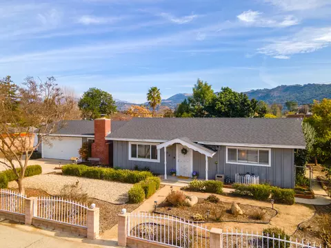 58 Minuet Pl, Oak View, CA 93022
