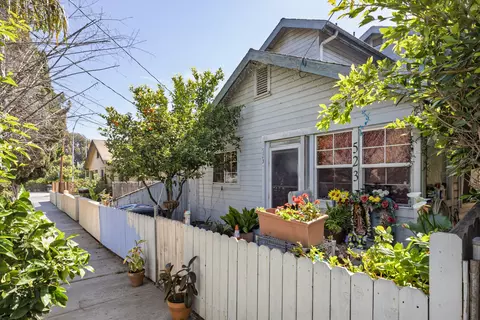 523 W Ortega St, Santa Barbara, CA 93101