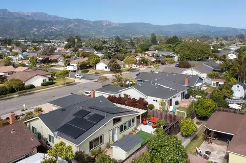 4655 Aragon Dr, Carpinteria, CA 93013 photo 32