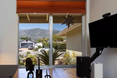 4655 Aragon Dr, Carpinteria, CA 93013 photo 16