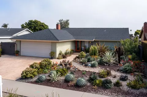 4655 Aragon Dr, Carpinteria, CA 93013 photo 2