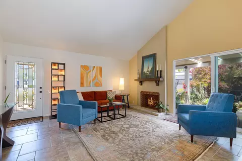 4655 Aragon Dr, Carpinteria, CA 93013 photo 5