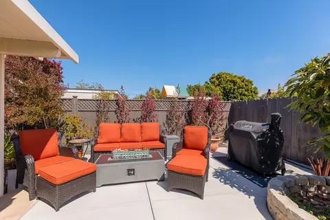 4655 Aragon Dr, Carpinteria, CA 93013 photo 23