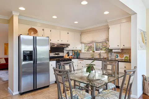 4655 Aragon Dr, Carpinteria, CA 93013 photo 7