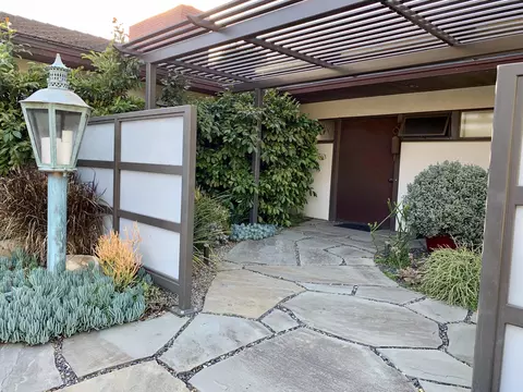 950 Monte Dr, Santa Barbara, CA 93110