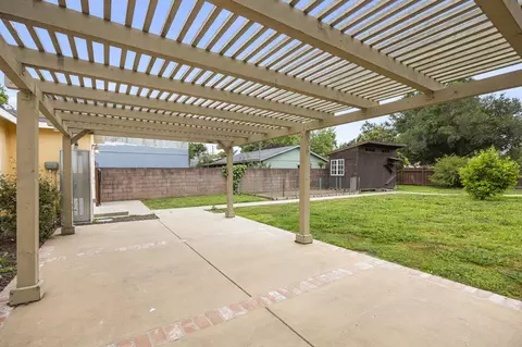 213 Drown Ave, Ojai, CA 93023 photo 17