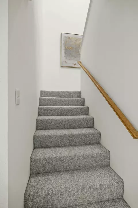 Entry Way - 4515 Carpinteria Ave #C, Carpinteria, CA 93013 photo 3 of 3