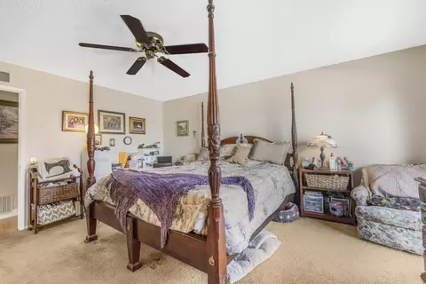 Bedroom - 913 E Fir Ave, Lompoc, CA 93436 photo 2 of 5
