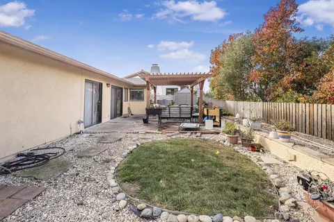 Exterior - 913 E Fir Ave, Lompoc, CA 93436 photo 5 of 7