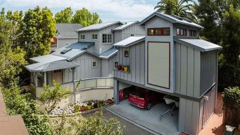 1623 Chapala St, Santa Barbara, CA 93101