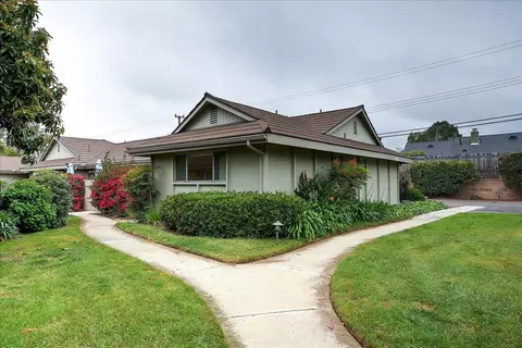 309 Moreton Bay Ln #3, Goleta, CA 93117