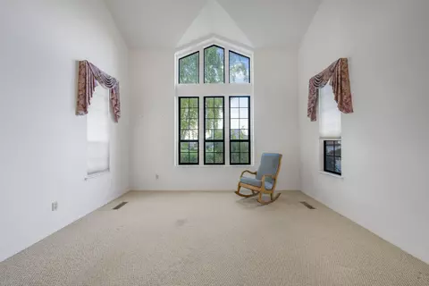 Living - 904 E Fir Ave, Lompoc, CA 93436 photo 2 of 7