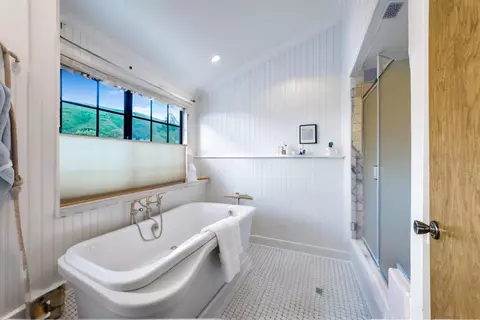 Bath - 904 E Fir Ave, Lompoc, CA 93436 photo 7 of 7