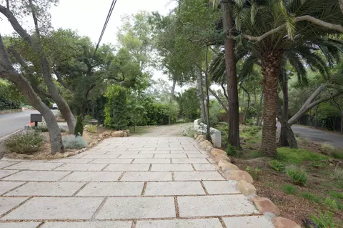 750 Hot Springs Rd, Santa Barbara, CA 93108