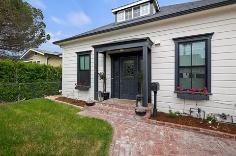 910 N Nopal St, Santa Barbara, CA 93103