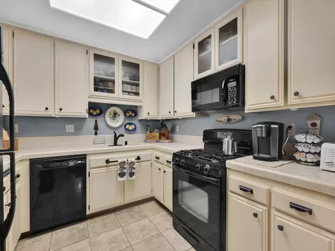 4525 Carpinteria Ave #C, Carpinteria, CA 93013 photo 9