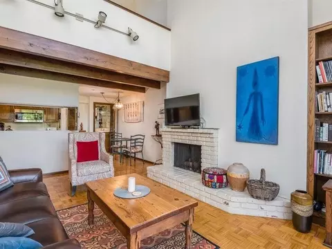 123 Bath St #A5, Santa Barbara, CA 93101