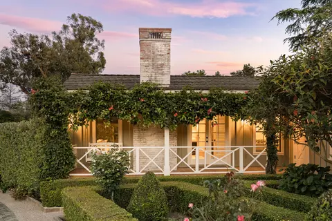 1077 Summit Rd, Santa Barbara, CA 93108